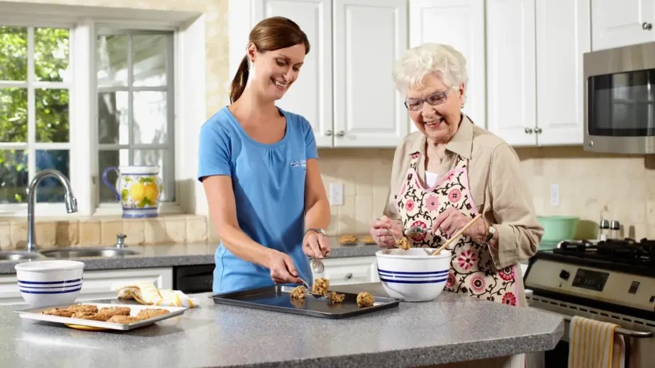 How Agency Kitchen Assistants Fit into Care Kitchens