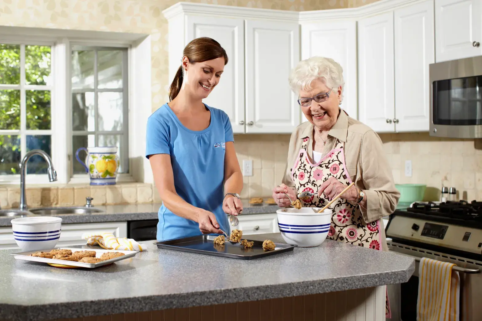 How Agency Kitchen Assistants Fit into Care Kitchens